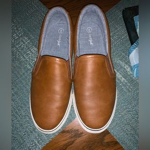 Cat & Jack boy dress shoes size 6